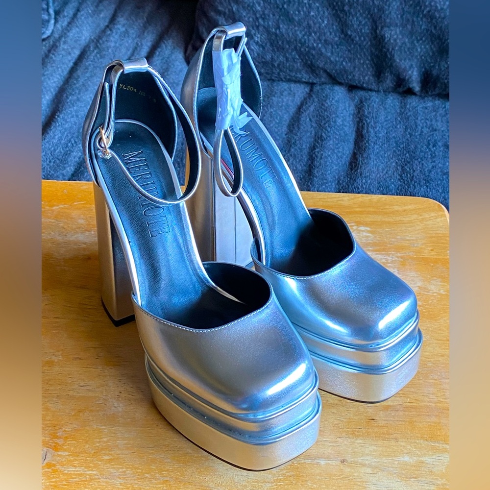 Metallic Silver Platform Heels - Silver
